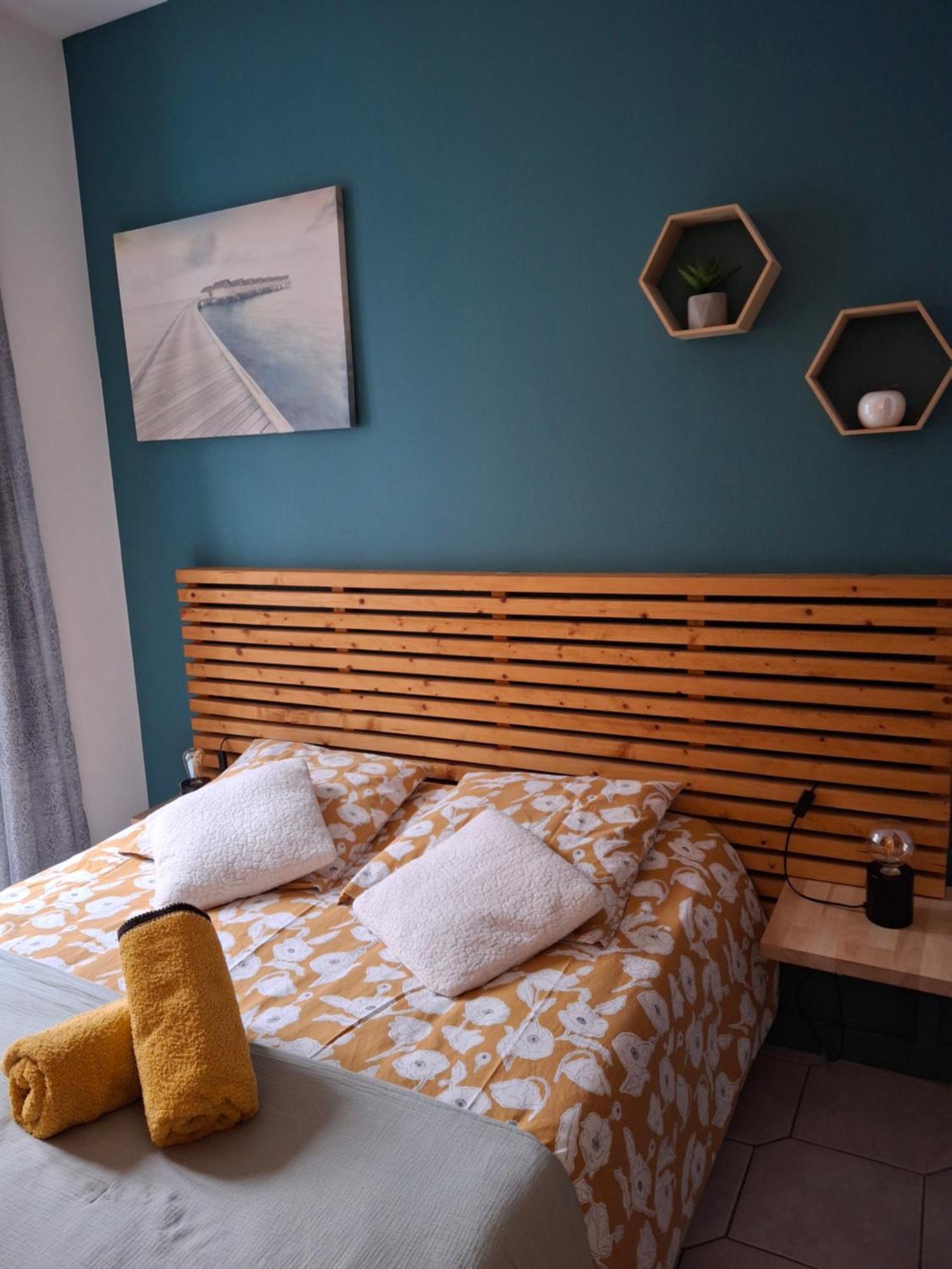 Beau Studio Avec Balcon Bagnères-de-Bigorre Buitenkant foto